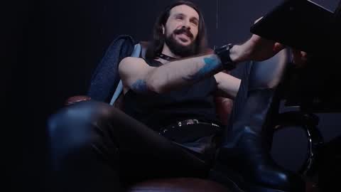 Snapshot of axelcolton chatting on January 27, 2025, 9:34 am AxelColton online show from January 27, 2025, 9:34 am