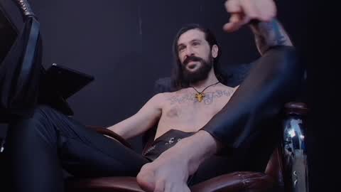 Snapshot of axelcolton chatting on February 1, 2025, 1:20 pm AxelColton online show from February 1, 2025, 1:20 pm