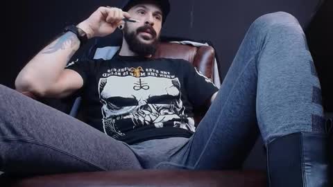 Snapshot of axelcolton chatting on February 2, 2025, 5:53 am AxelColton online show from February 2, 2025, 5:53 am