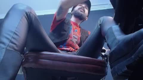 Snapshot of axelcolton chatting on February 7, 2025, 6:14 am AxelColton online show from February 7, 2025, 6:14 am