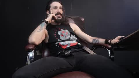 Snapshot of axelcolton chatting on February 13, 2025, 9:30 am AxelColton online show from February 13, 2025, 9:30 am