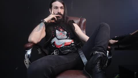 Snapshot of axelcolton chatting on February 13, 2025, 12:32 pm AxelColton online show from February 13, 2025, 12:32 pm