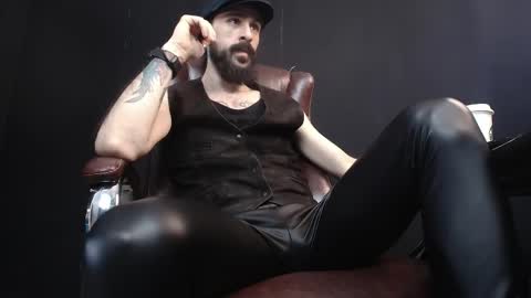 Snapshot of axelcolton chatting on February 14, 2025, 9:56 am AxelColton online show from February 14, 2025, 9:56 am