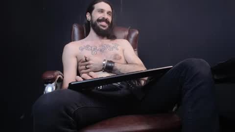 Snapshot of axelcolton chatting on February 15, 2025, 1:16 pm AxelColton online show from February 15, 2025, 1:16 pm