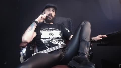 Snapshot of axelcolton chatting on February 23, 2025, 5:56 am AxelColton online show from February 23, 2025, 5:56 am