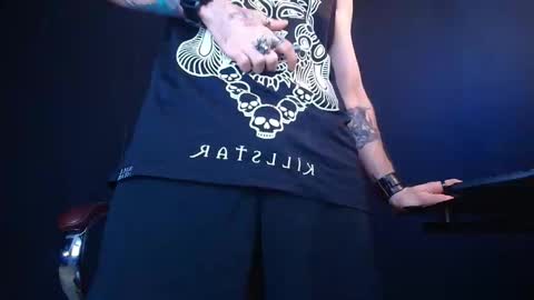 Snapshot of axelcolton chatting on March 9, 2025, 5:44 am AxelColton online show from March 9, 2025, 5:44 am