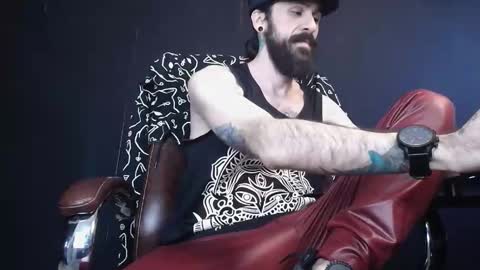 Snapshot of axelcolton chatting on March 9, 2025, 12:53 pm AxelColton online show from March 9, 2025, 12:53 pm