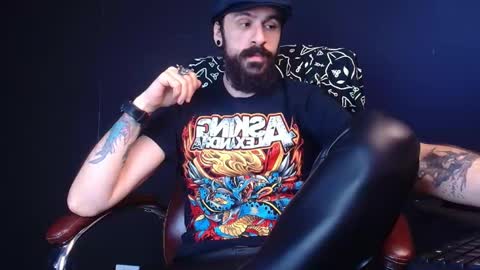 Snapshot of axelcolton chatting on March 12, 2025, 6:40 am AxelColton online show from March 12, 2025, 6:40 am