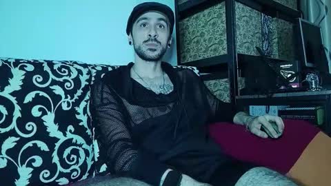 Snapshot of axelcolton chatting on September 14, 2025, 7:29 am AxelColton online show from September 14, 2025, 7:29 am