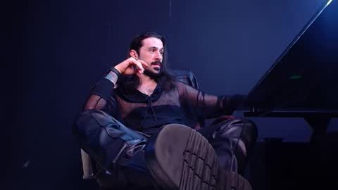 Snapshot of axelcolton chatting on October 16, 2025, 10:05 am AxelColton online show from October 16, 2025, 10:05 am