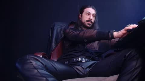 Snapshot of axelcolton chatting on October 25, 2025, 10:23 am AxelColton online show from October 25, 2025, 10:23 am