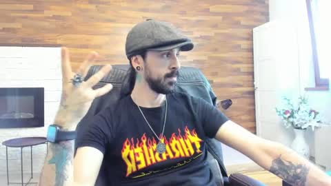 Snapshot of axelcolton chatting on November 3, 2025, 11:22 am AxelColton online show from November 3, 2025, 11:22 am