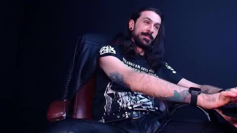 Snapshot of axelcolton chatting on November 6, 2025, 11:33 am AxelColton online show from November 6, 2025, 11:33 am