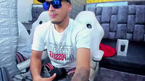 Axell Cross2 online show from February 22, 2025, 3:12 am