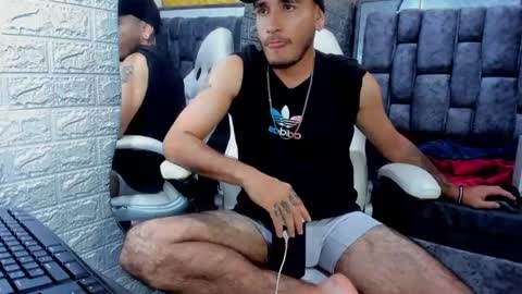 Axell Cross2 online show from February 27, 2025, 4:09 am