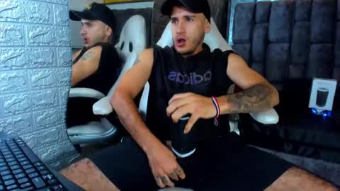 Axell Cross2 online show from March 6, 2025, 5:46 am