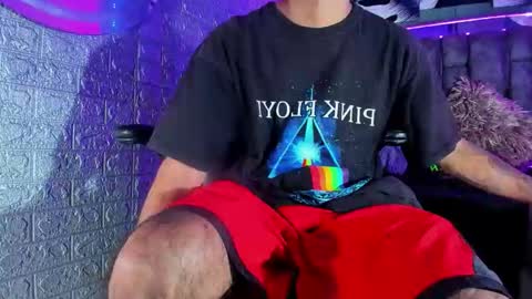 Snapshot of axell_cross2 chatting on May 25, 2026, 6:19 am Axell Cross2 online show from May 25, 2026, 6:19 am