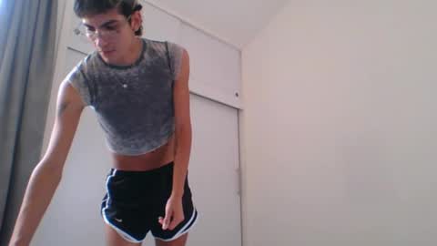 Snapshot of axellatino_ chatting on February 13, 2025, 3:56 pm Axel online show from February 13, 2025, 3:56 pm