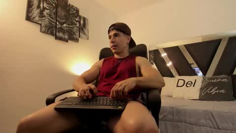 axelmartinezz online show from March 24, 2026, 8:58 pm