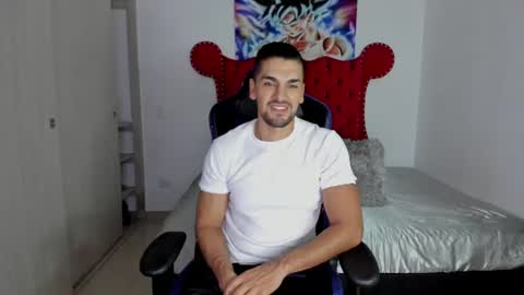 Snapshot of axelwinters_ chatting on June 18, 2026, 11:47 am Axel online show from June 18, 2026, 11:47 am