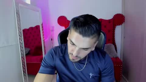 Snapshot of axelwinters_ chatting on July 1, 2026, 10:53 pm Axel online show from July 1, 2026, 10:53 pm