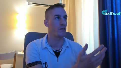 Snapshot of axl_fx chatting on May 8, 2026, 7:14 am Axl online show from May 8, 2026, 7:14 am