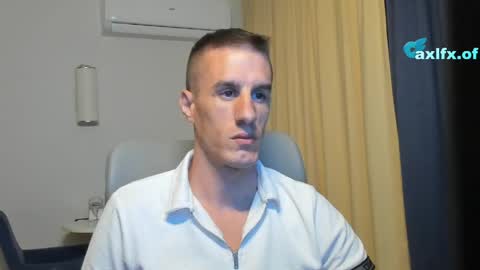 Snapshot of axl_fx chatting on June 2, 2026, 8:00 pm Axl online show from June 2, 2026, 8:00 pm