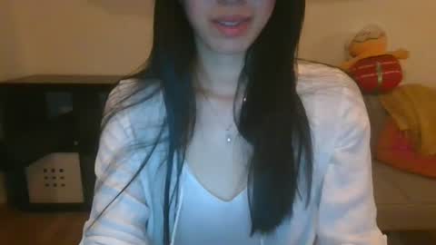 Snapshot of axuepetitt chatting on July 27, 2026, 9:55 pm axue online show from July 27, 2026, 9:55 pm