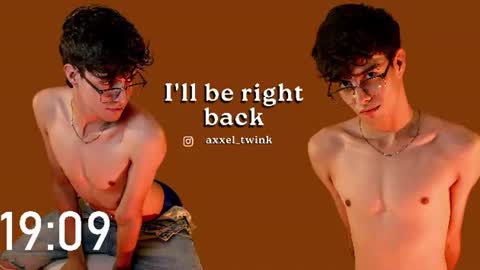 Snapshot of axxxel_twink chatting on July 21, 2026, 2:14 am Axxxel online show from July 21, 2026, 2:14 am