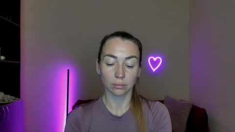 Snapshot of ay_kiss_jully chatting on March 5, 2025, 9:38 am Jully online show from March 5, 2025, 9:38 am