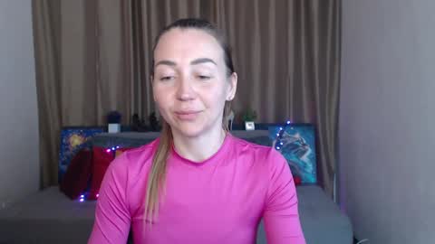 Snapshot of ay_kiss_jully chatting on March 8, 2025, 10:22 am Jully online show from March 8, 2025, 10:22 am