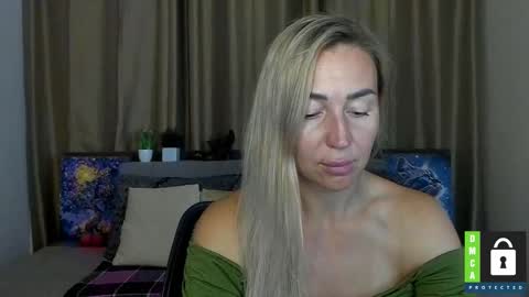 Snapshot of ay_kiss_jully chatting on September 9, 2025, 5:34 pm Jully online show from September 9, 2025, 5:34 pm