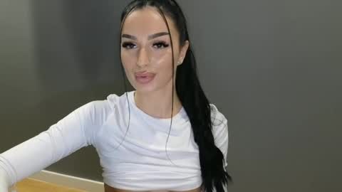 Snapshot of ayabellle chatting on January 28, 2025, 11:50 pm Ayabellle online show from January 28, 2025, 11:50 pm