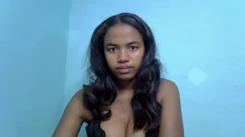 Snapshot of ayahoti chatting on July 9, 2026, 3:27 pm Dinah online show from July 9, 2026, 3:27 pm