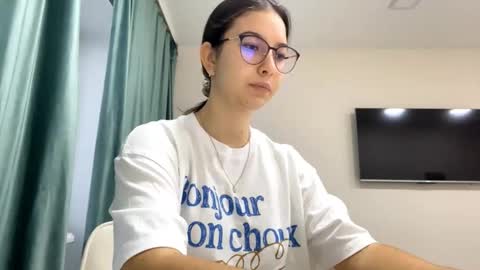 Snapshot of ayakoslotemaker chatting on November 14, 2025, 7:29 am Allison online show from November 14, 2025, 7:29 am