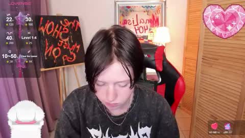 Snapshot of ayakskalermons chatting on September 9, 2025, 8:14 am ayaks online show from September 9, 2025, 8:14 am