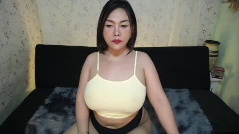 Snapshot of ayanalovets chatting on April 14, 2026, 1:00 am Ayana online show from April 14, 2026, 1:00 am