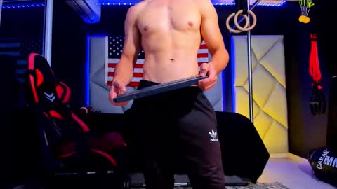 Ayden Miller online show from January 14, 2026, 1:55 am