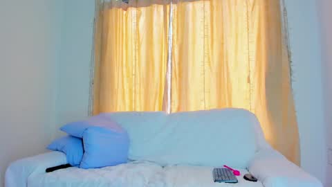 Mariana online show from February 18, 2025, 8:36 pm