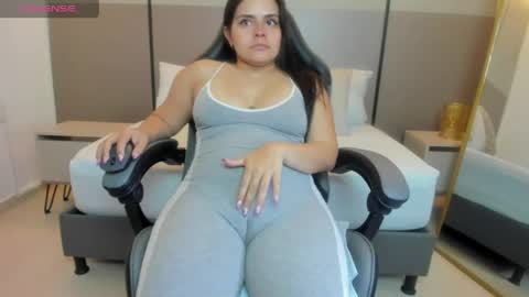 Alyda Jaramillo online show from April 27, 2026, 4:16 pm