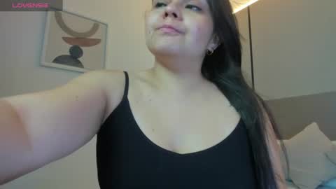Snapshot of ayla13_ chatting on June 17, 2026, 7:04 pm Alyda Jaramillo online show from June 17, 2026, 7:04 pm