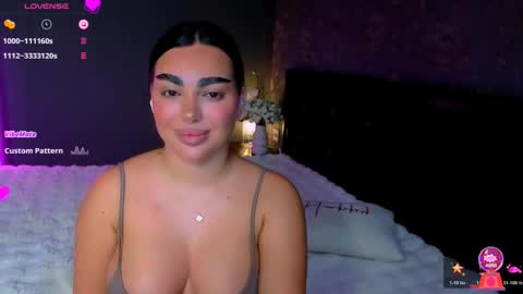  Ayla Demir  online show from November 30, 2025, 10:58 pm