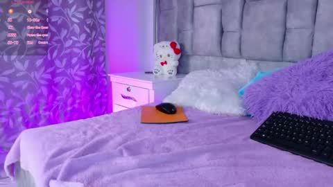 Snapshot of ayla_han chatting on May 12, 2026, 3:58 am ayla_han online show from May 12, 2026, 3:58 am