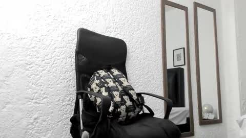 ayleen miller online show from March 16, 2026, 11:36 am