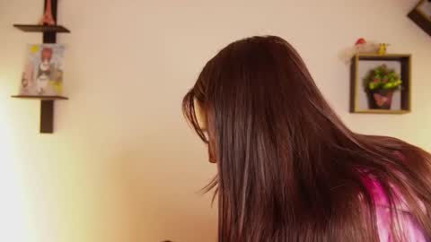 SOPHY ROGERS online show from December 19, 2025, 1:34 am