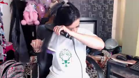 AyleenZJ online show from December 31, 2024, 6:46 pm