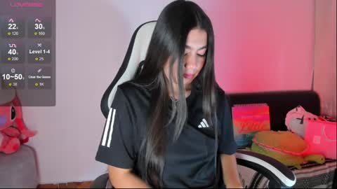 Snapshot of aylenmiller_ chatting on May 23, 2026, 12:49 am Aylen online show from May 23, 2026, 12:49 am