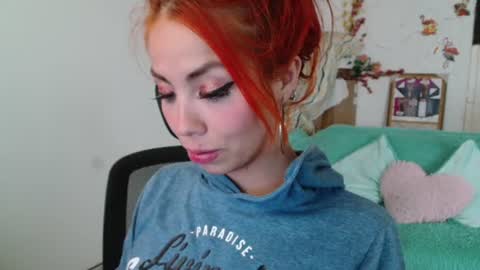 Snapshot of aylin_diazz chatting on June 11, 2026, 9:24 pm Aylin online show from June 11, 2026, 9:24 pm