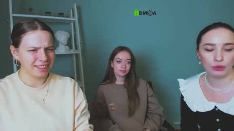 aylin_mirage online show from November 29, 2025, 9:34 am