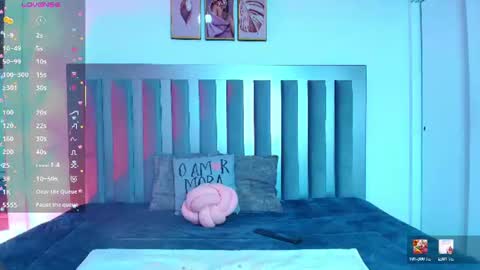 Snapshot of aylin_valerie chatting on July 11, 2026, 11:57 am aylin_valerie online show from July 11, 2026, 11:57 am